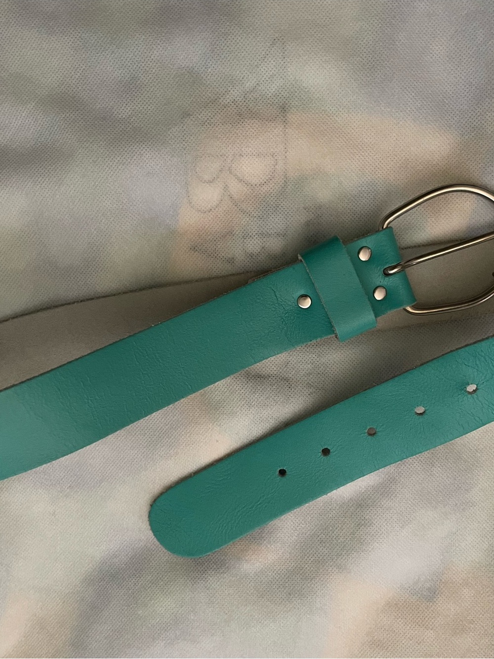 Women's Teal Leather Belt with Rounded Silver Buckle - Picture 3 of 4
